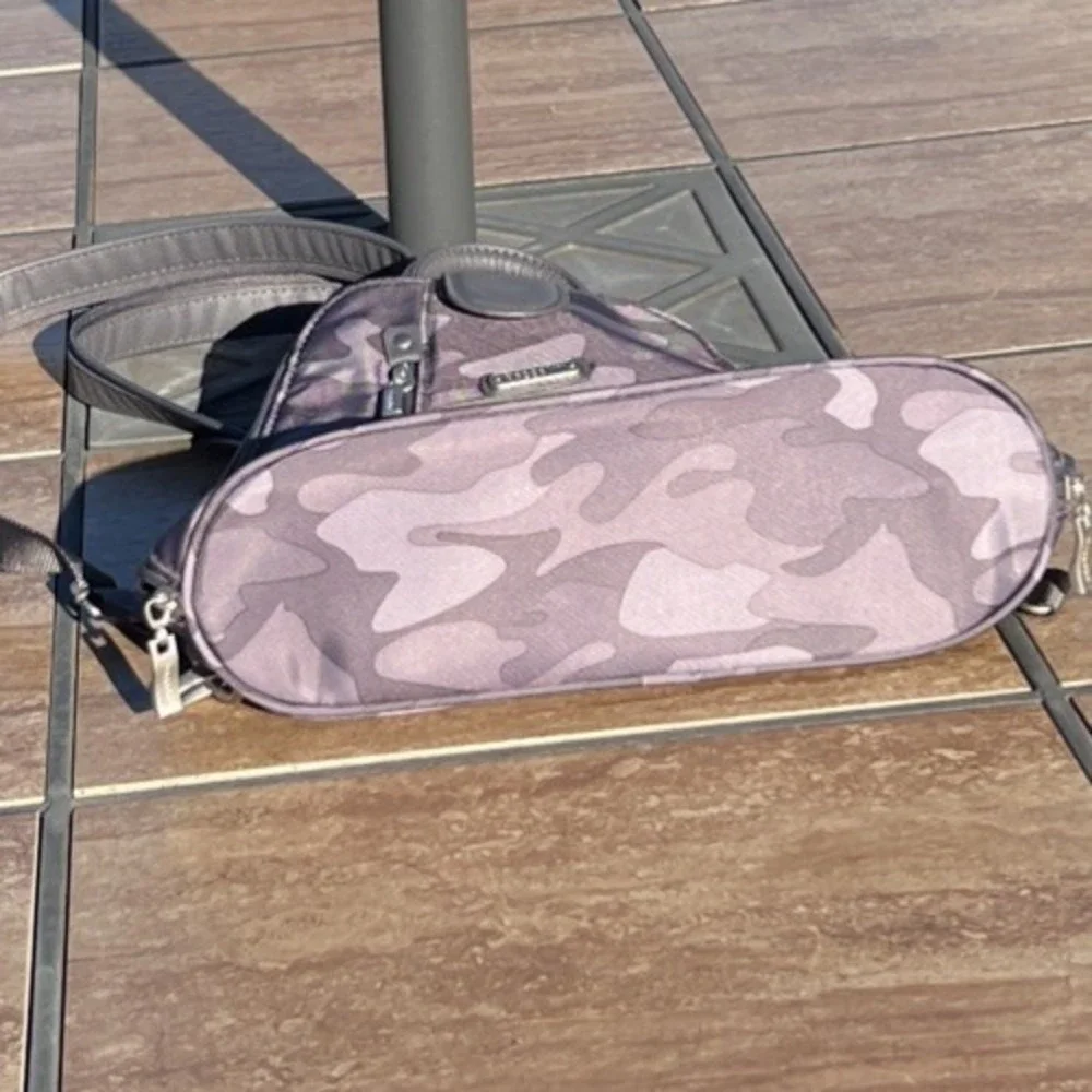 Baggallini Bags Gray Camouflage Nylon MM Metro Sling Backpack NWOT‎
